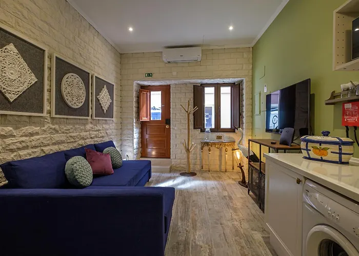 Ybaixa - Boutique Apartmán *