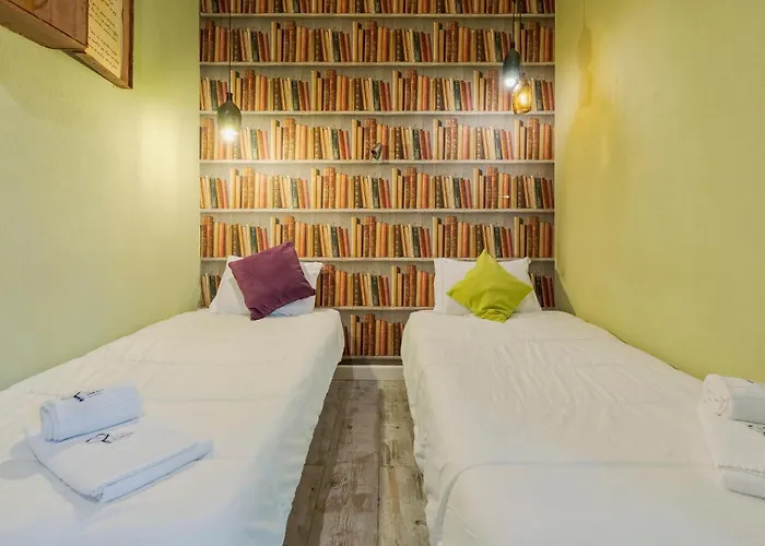 Ybaixa - Boutique Apartmán *